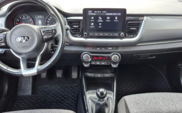 Rent  Kia Stonic 