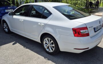 Rent Škoda Octavia A7 